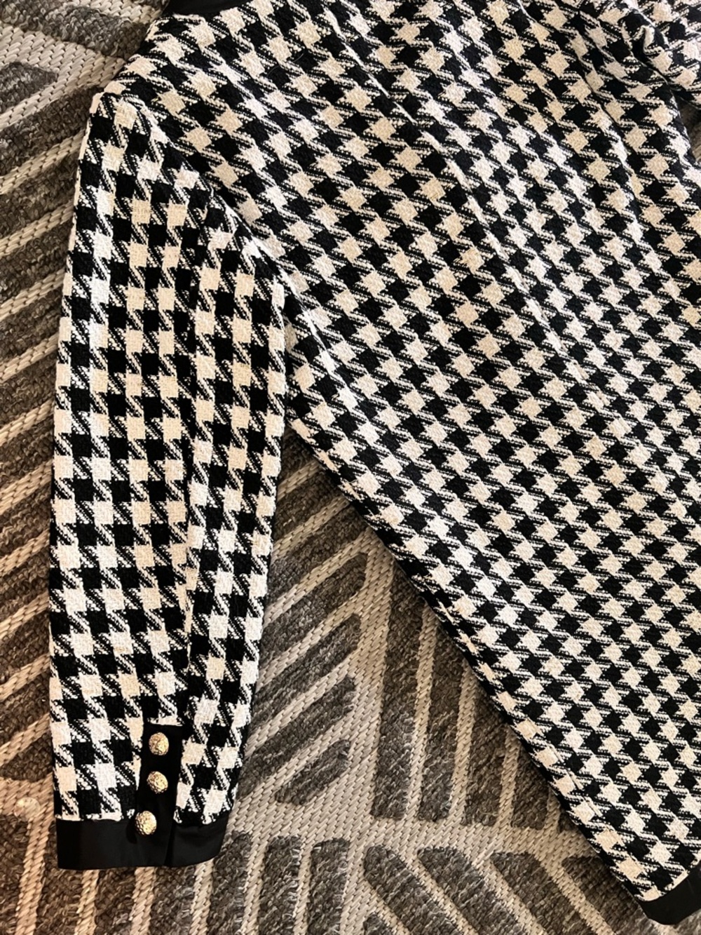 POMANDER PLACE TUCKERNUCK Medium Coco Herringbone Black White Mini Dress - Picture 11 of 12